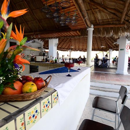 Dolphin Cove Inn Manzanillo Exterior foto
